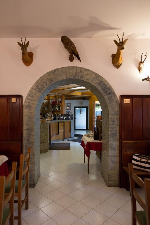 Hotel Krizman Monrupino Экстерьер фото